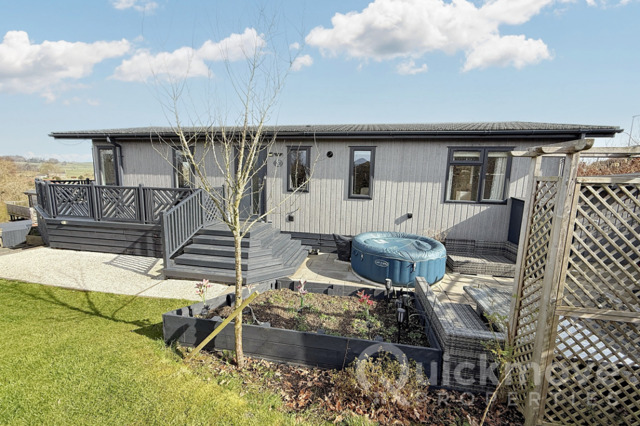 Whittingham, Northumberland, 2 Bedroom Park