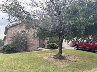 Spruce Trl, Forney, Preforeclosure Single-family Home