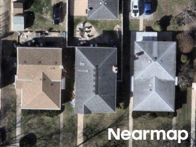 Crain St, Skokie, Preforeclosure Single-family Home