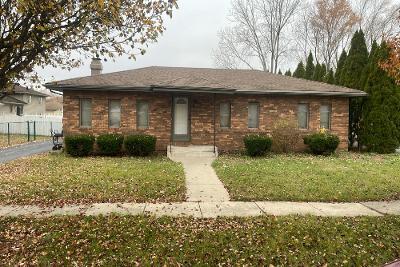 Sandridge Dr, Chicago Heights, Preforeclosure Single-family Home