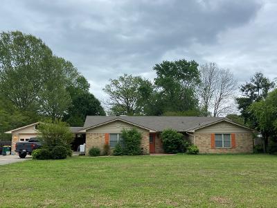 Caddo Trl, Jacksonville, Foreclosure Single-family Home