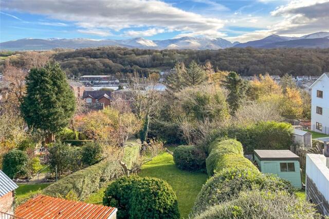 Penrhos Road, Bangor, 3 Bedroom Semi-detached