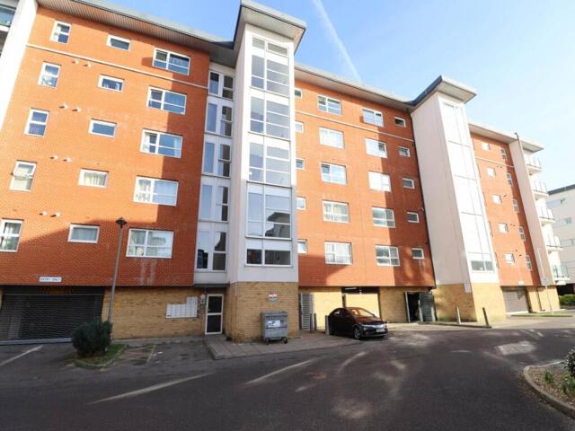 Clarkson Court, Hatfield, 2 Bedroom Flat