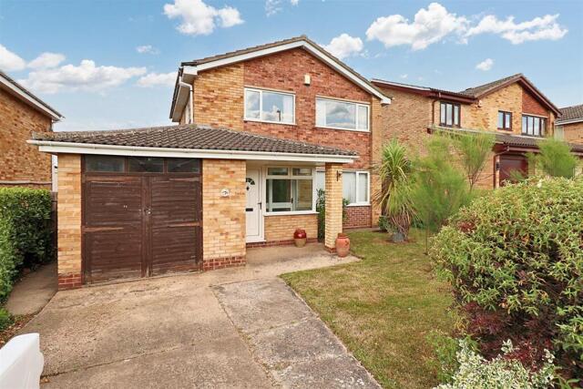 Rowan Way, Oulton Broad, 3 Bedroom Detached