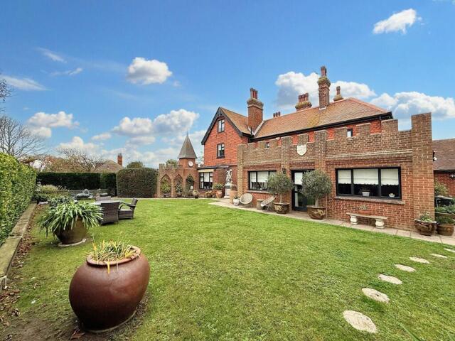 Wilkie Road, Birchington, 6 Bedroom Detached Wilkie Road, Birchington, 6 Bedroom Detached