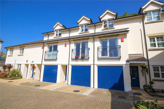 Fleet Court, Seaton, 3 Bedroom House