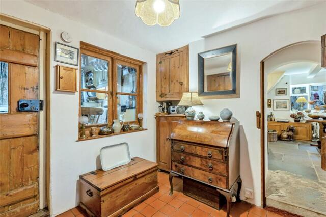 Waterside Lane, Gillingham, 4 Bedroom Semi-detached