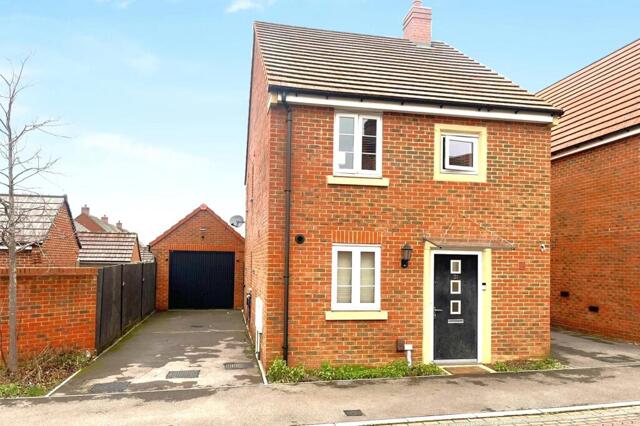 Cleeve Road, Basingstoke, 3 Bedroom Detached Cleeve Road, Basingstoke, 3 Bedroom Detached