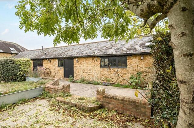 Sea Farm, Ilminster, 2 Bedroom Bungalow Sea Farm, Ilminster, 2 Bedroom Bungalow