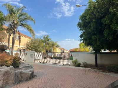 / E Th Street, Carson, Preforeclosure Condo In