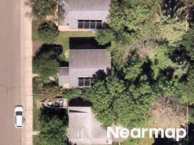 Riverside Dr, Duluth, Preforeclosure Single-family Home