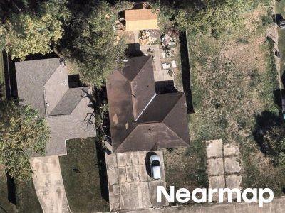 Kilkenny Dr, Houston, Preforeclosure Single-family Home