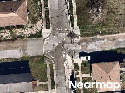 Camelia St, New Orleans, Foreclosure Property In