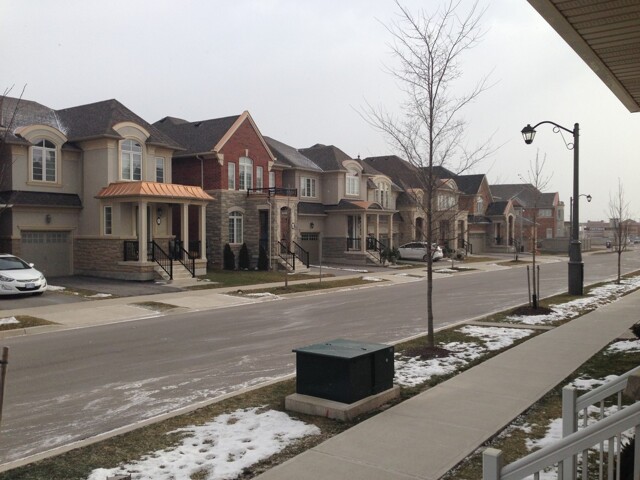 Oakville, Room For Rent