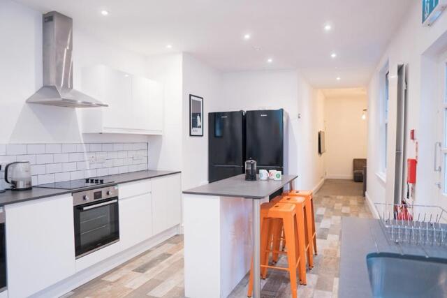 Raymond Street, Chester, 9 Bedroom House