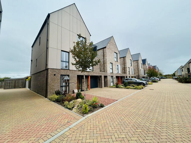 Macauley Drive, Eastbourne, 5 Bedroom Detached