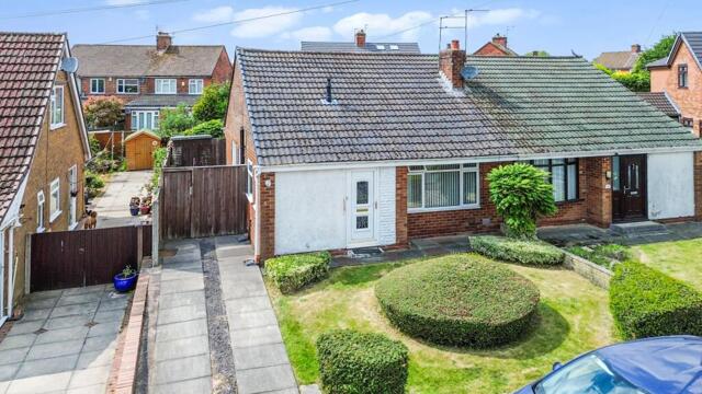 Clifton Road, Billinge, 3 Bedroom Semi-detached