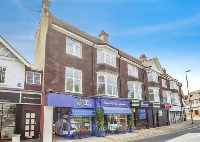 Old Woking Road, W Byfleet, 2 Bedroom Flat