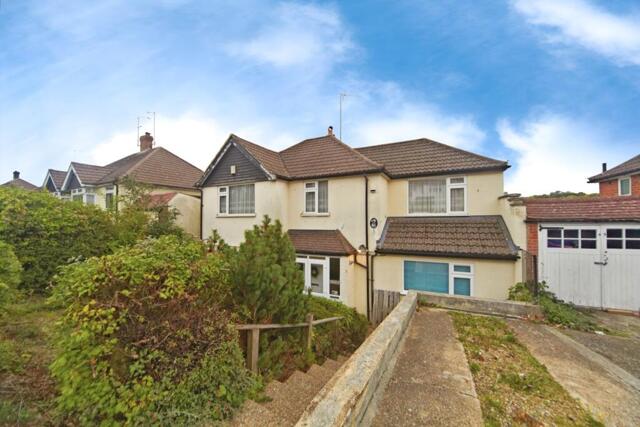 Hyde Road, South Croydon, 5 Bedroom Detached