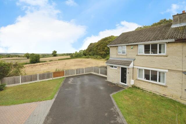 Ruthyn Avenue, Chesterfield, 3 Bedroom Semi-detached