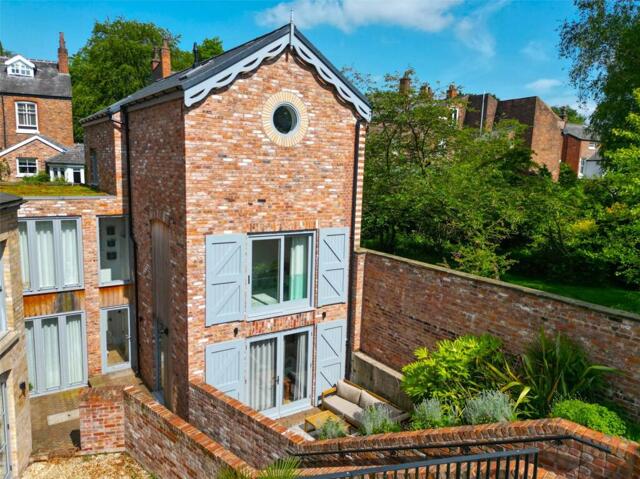 Cavendish Road, Cavendish Place, Bowdon, 3 Bedroom Semi-detached