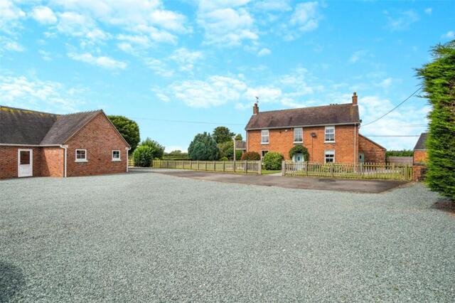 Eccleshall, Horsley, Stafford, Equestrian Facility For