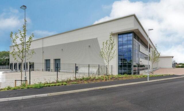 Gateway West London, Unit C, Uxbridge Road, Warehouse To Lease