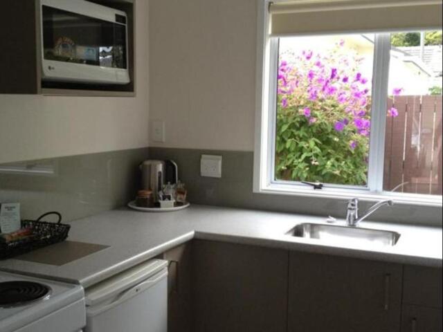 Nothere St, Wellington, Green Gables, Motel