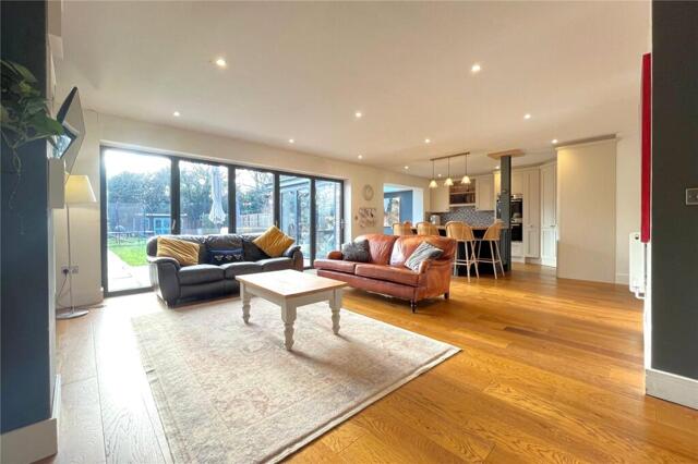 Knights Road, Farnham, 5 Bedroom Semi-detached