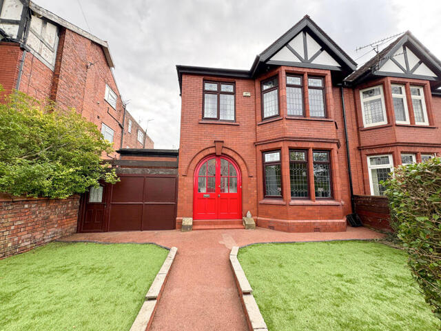 Manchester Road, Denton, 3 Bedroom Semi-detached
