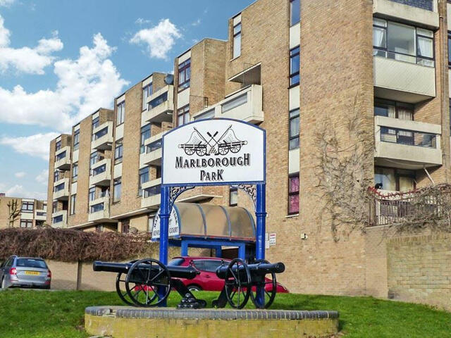 Sulgrave, Neville Court, Washington, 2 Bedroom Maisonette