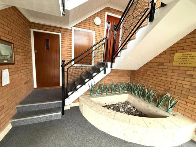 Priory Wharf, Birkenhead, 2 Bedroom Flat