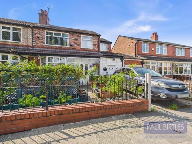 Davyhulme Road, Davyhulme, 5 Bedroom Semi-detached