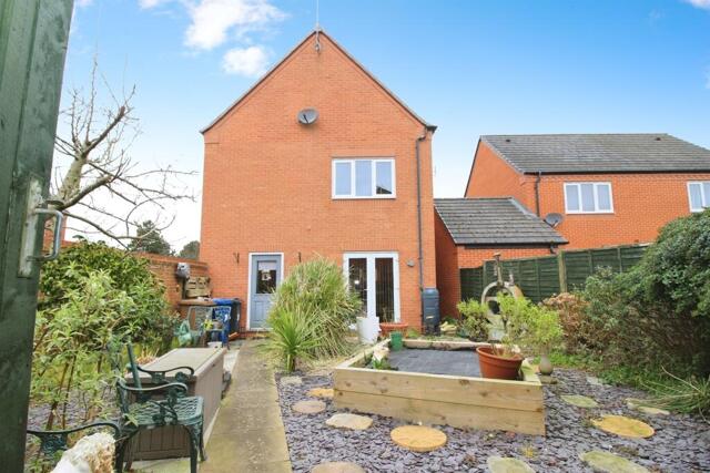 St. Johns Drive, Hawksyard, 3 Bedroom Detached