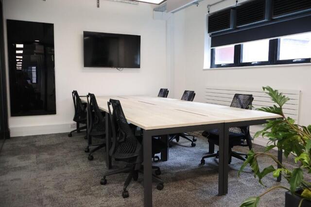Berkeley Square, Bristol, Serviced Office To