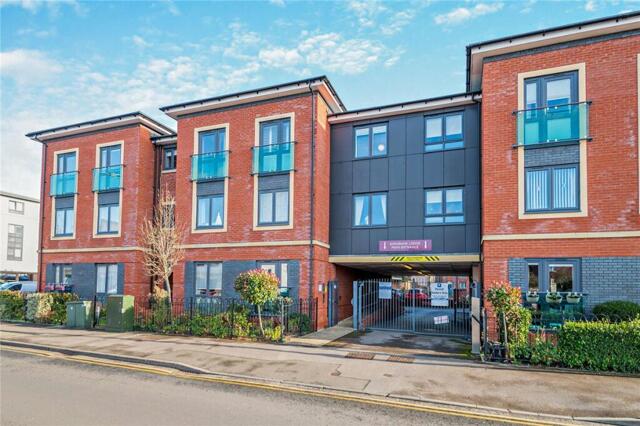 West Street, Newbury, 2 Bedroom Apartment
