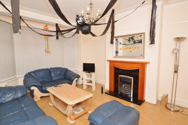 Elmsmere Road, Didsbury, 4 Bedroom Semi-detached