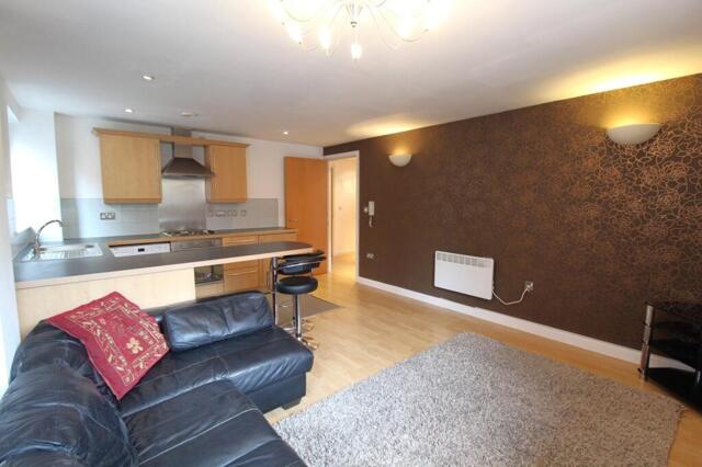 4 City Walk, Velocity East, Leeds, 2 Bedroom Flat