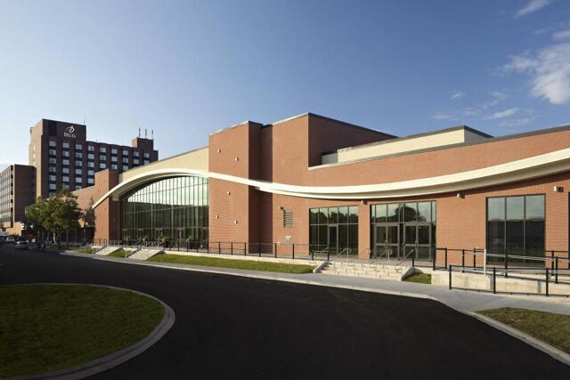 Queen Street, Charlottetown (pe), Delta Hotels Prince