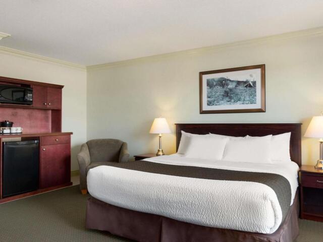 Caxton Street West, Whitecourt (ab), Quality Inn &