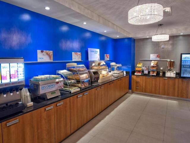 Boulevard De La Cite-des-jeunes East, Vaudreuil Dorion (qc), Holiday Inn Express
