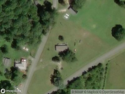 Jones Ln, Louisa, Preforeclosure Single-family Home