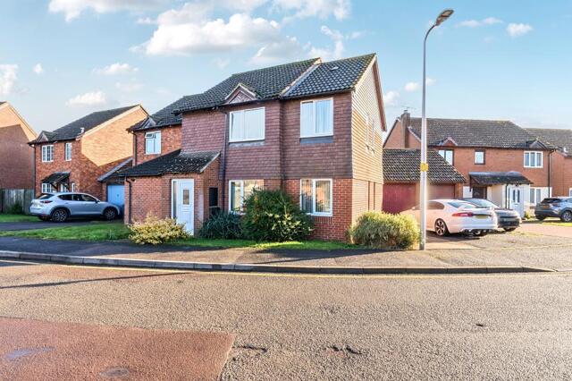 Quarrington Close, Thatcham, 3 Bedroom Semi-detached