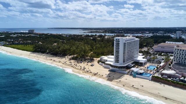 Casino Drive, Nassau, Riu Palace