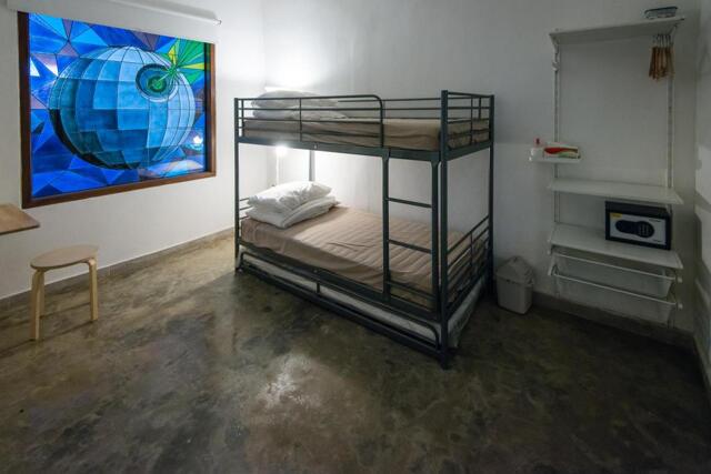 Jalan Kemurnian Iv No.,jakarta, Rebels Room 3