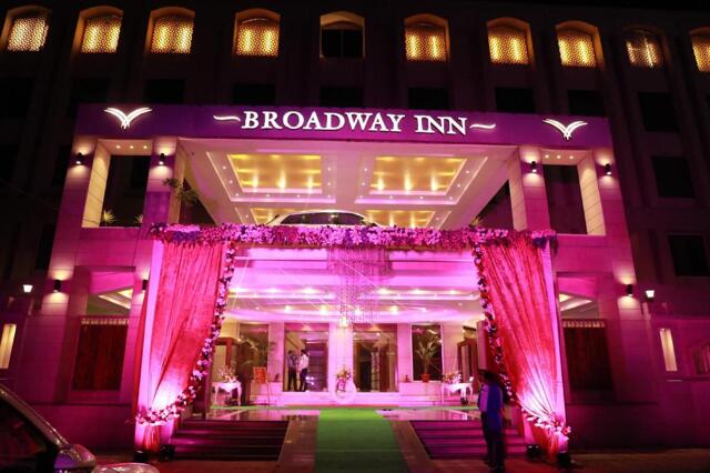 Meerut Garh Road, Meerut, Hotel Broadway Inn