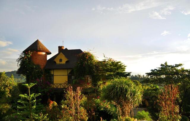 Bojong Koneng, Bogor, Edensor Hills Villa