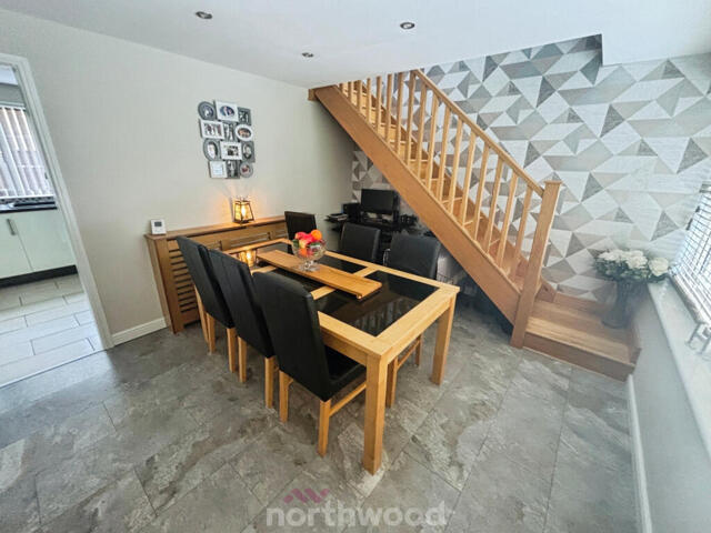 Millard Avenue, Hatfield, 3 Bedroom Detached