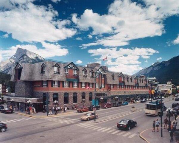 Banff Avenue, Banff (ab), Mount Royal Hotel
