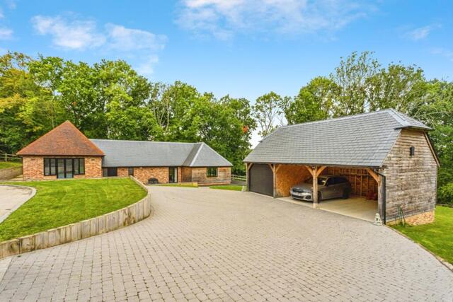 Hadlow Down, Brick Kiln Lane, Uckfield, 3 Bedroom Bungalow